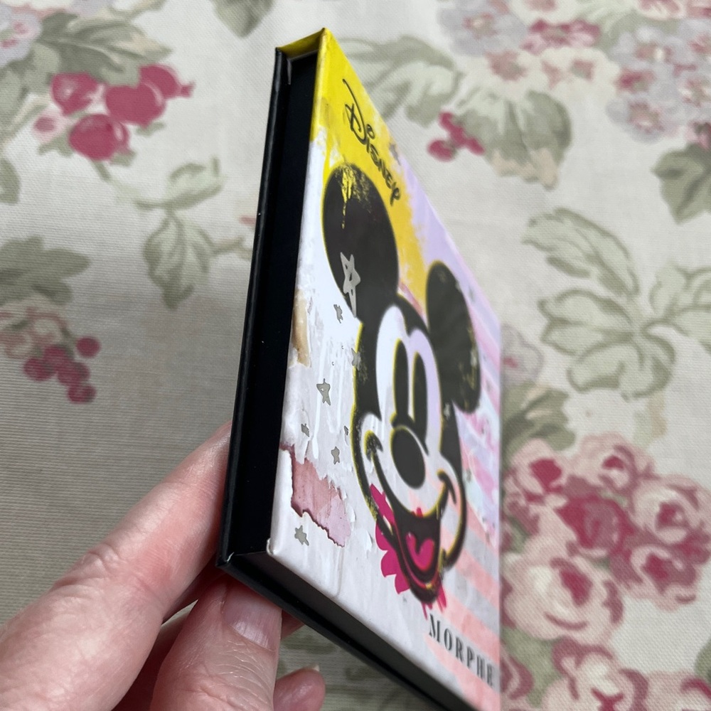 Disney Mickey Mouse Eyeshadow Palette Truth be Bold Mini matte and shimmer - Picture 7 of 9